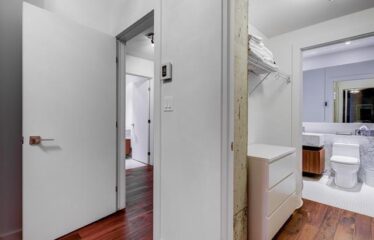 Сondo 2 bedrooms in the heart of Old Montreal