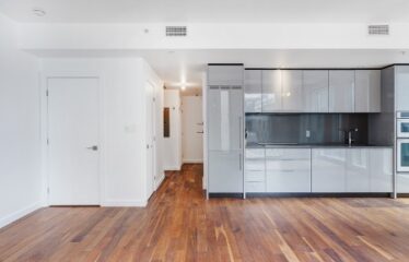 Сondo 2 bedrooms in the heart of Old Montreal