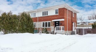 House for sale in Châteauguay House for sale in Châteauguay