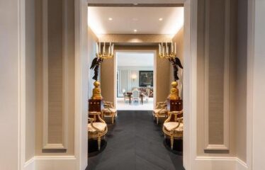 Condo For Sale In Montréal (Ville-Marie)