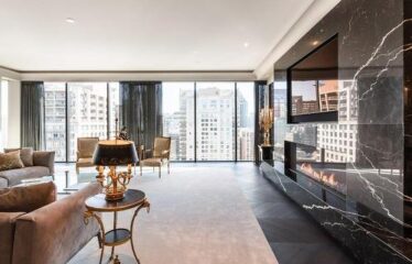 Condo For Sale In Montréal (Ville-Marie)