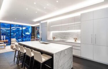 Condo For Sale In Montréal (Ville-Marie)