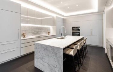 Condo For Sale In Montréal (Ville-Marie)