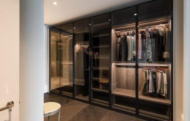 Condo For Sale In Montréal (Ville-Marie)