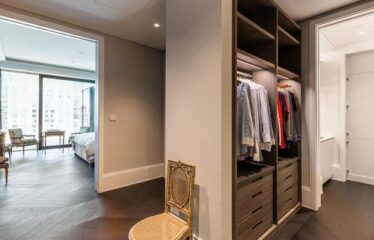 Condo For Sale In Montréal (Ville-Marie)