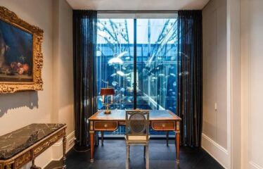 Condo For Sale In Montréal (Ville-Marie)