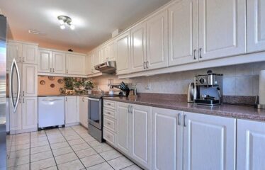 832 Carré Simon, Montréal (Saint-Laurent), Townhouse