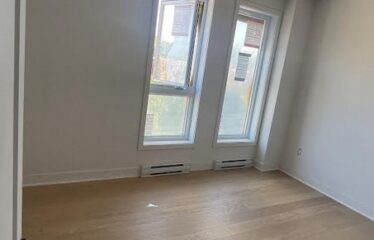 2030, rue Lucien-Thimens, Montréal (Saint-Laurent)