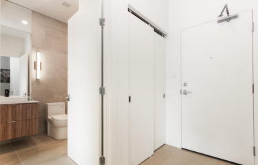 200 Boul. Marcel-Laurin (Saint-Laurent)